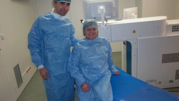 Marie Hrabalová s operatérem Pavlem Stodůlkou