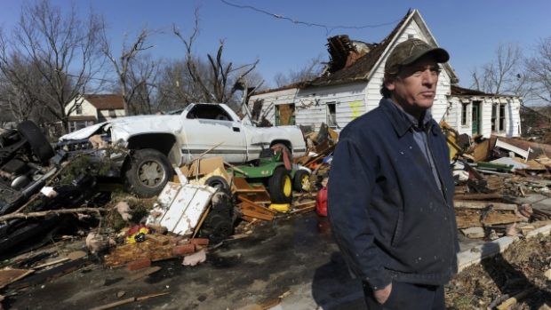 Spoušť, kterou po sobě zanechalo tornádo v Harveyvillu ve státě Kansas