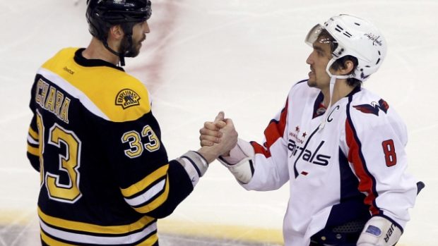 Byli jste lepší, mohl říct bostonský kapitán Zdeno Chára Alexandru Ovečkinovi z Washingtonu