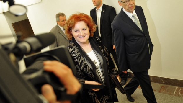 Vlasta Parkanová jde na jednání imunitního a mandátového výboru