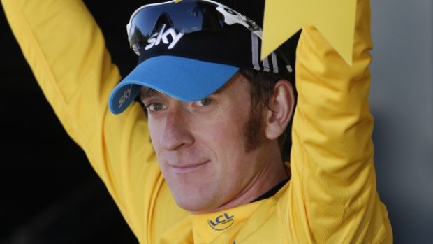 Do žlutého dresu lídra Tour de France se oblékl po 7. etapě Bradley Wiggins