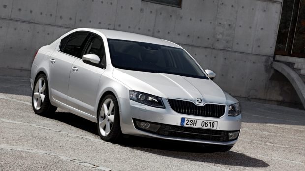 Škoda Octavia třetí generace, pohled zepředu