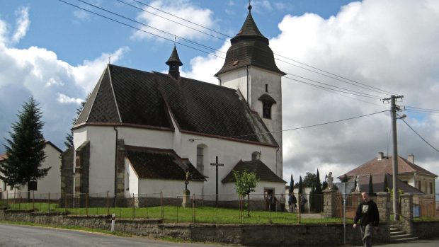 Kostel Nanebevzetí Panny Marie v Číhošti