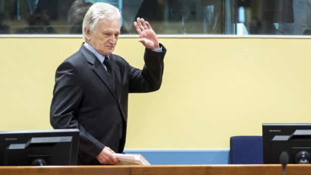 Momčilo Perišič vyslechl osvobozovací verdikt