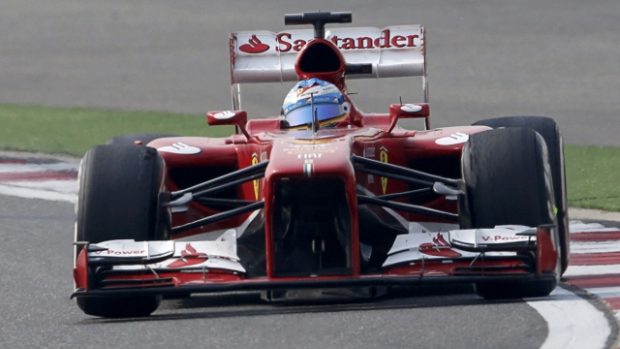 Fernando Alonso na trati VC Číny