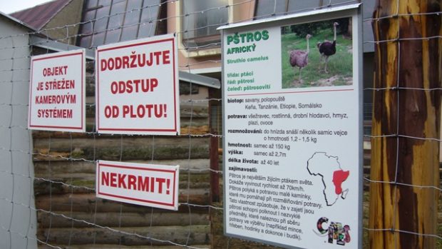 Mikro zoo v Kravařích na Českolipsku: Informační tabulka
