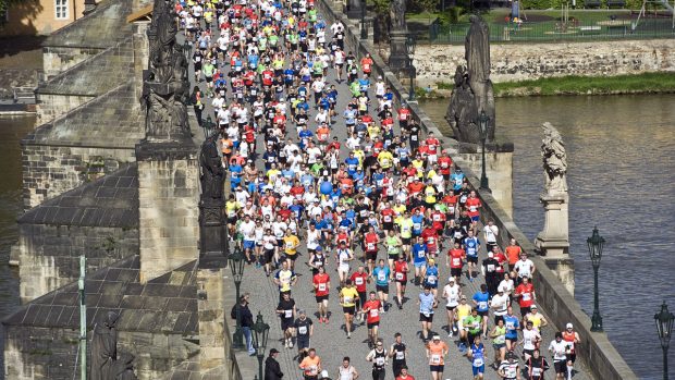 Pražský mezinárodní maraton 2013