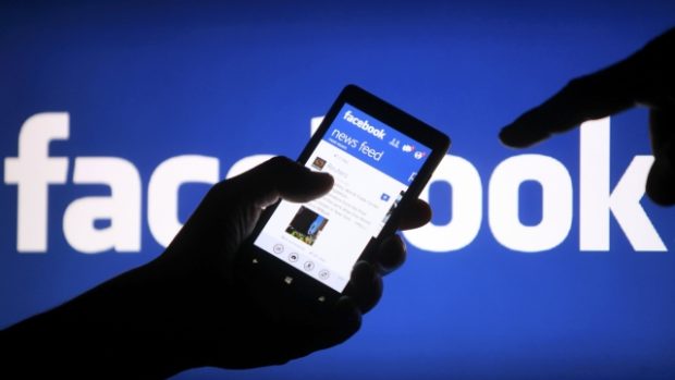 Facebook (ilustrační foto)