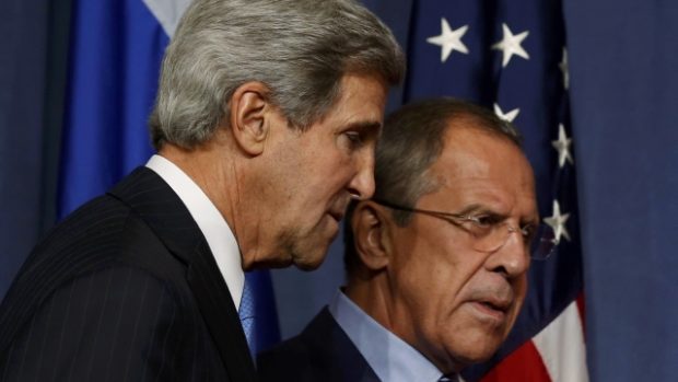 V Ženevě jednají ministři zahraničí USA a Ruska John Kerry a Sergej Lavrov