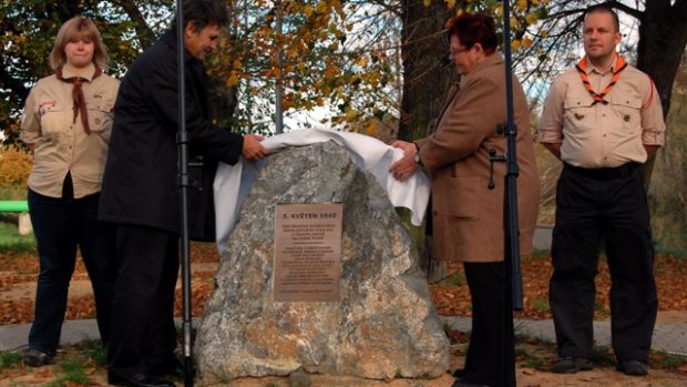 Odhalení pamětní desky Českého rozhlasu Plzeň