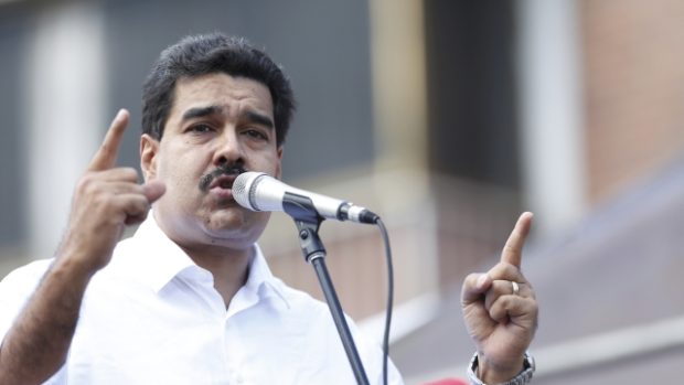 Venezuelský prezident Nicolas Maduro chce většími pravomocemi bojovat proti korupci a ekonomické krizi