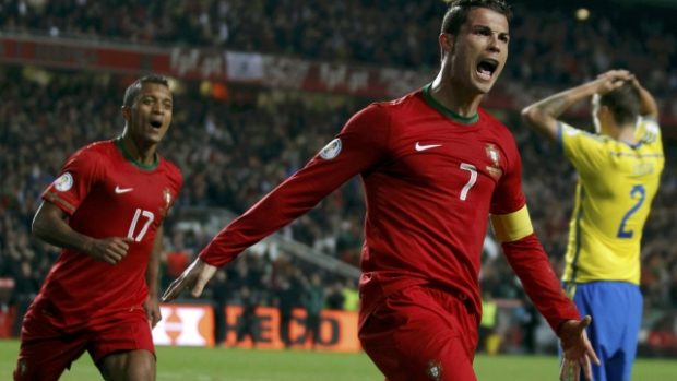 Cristiano Ronaldo vstřelil v barážové odvetě Švédsku hattrick a zajistil tak Portugalsku postup na světový šampionát