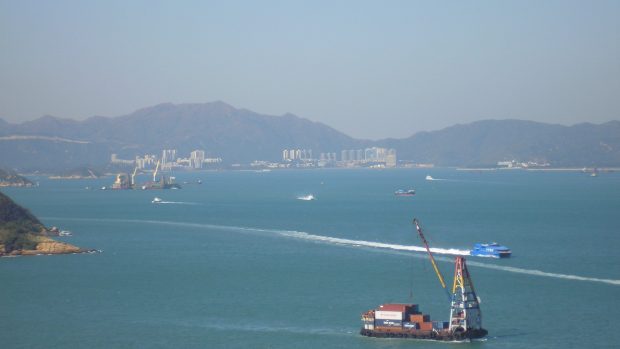 Trajekt plul z Hongkongu do Macaa