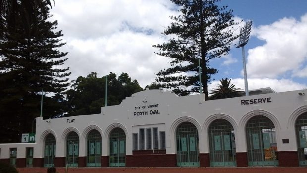 Perth Oval, stadion, na kterém hráli Bohemians 5.5.1927 svůj první zápas v Austrálii.