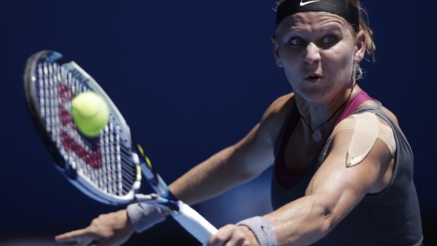 Lucie Šafářová v utkání s Li-Na na Australian Open