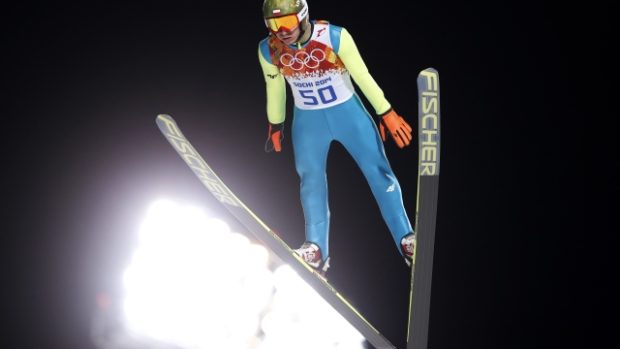 Olympijské zlato na středním můstku vybojoval polský skokan na lyžích Kamil Stoch