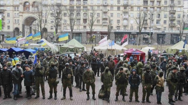 Demonstranti vyklidili v Kyjevě radnici