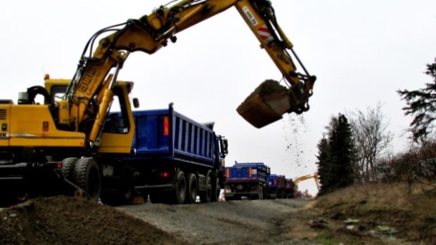 Na dálnici D1 se v březnu vracejí dělníci a práce pokračují