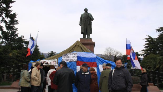 Obyvatelstvo Krymu je rozdělené. Části chce Rusku, další zůstat s Ukrajinou
