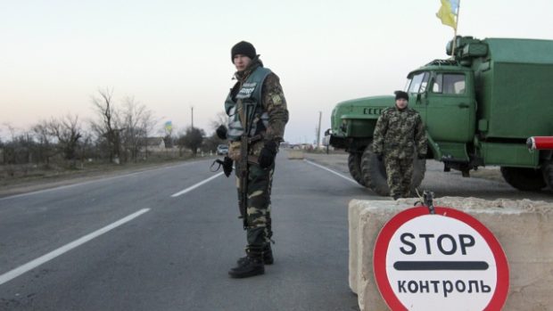 Kontrolní stanoviště u hranice Krymského poloostrova