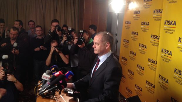 Andrej Kiska získal v prvním kole prezidentské volby na Slovensku 24 procent hlasů