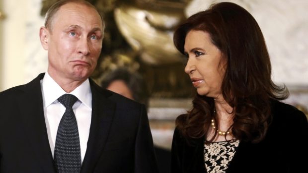 Ruský prezident Vladimir Putin a argentinská prezidentka Cristina Fernandezová