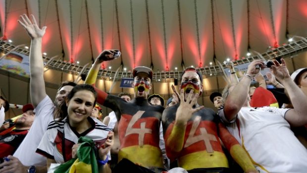 Fanoušci Německa oslavovali společně s fotbalisty zisk čtvrtého titulu mistra světa