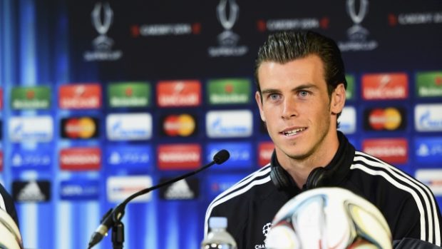 Oba soupeři pro Superpohár už jsou v Cardiffu, Gareth Bale odpovídal na tiskové konferenci