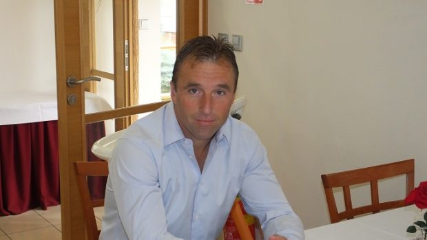 Manažer reprezentace do 18 let a bývalý brankář Milan Hnilička