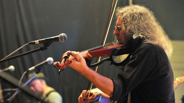 Večírek pro připomenutí 40. výročí Prvního festivalu druhé kultury, Plastic People of the Universe