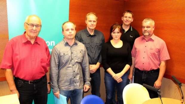 Pavel Šlechtický (KSČM) , Michal Suchý (Úsvit přímé demokracie) , Jiří Týma (Změna pro Jihlavu) , Karolína Koubová (Forum Jihlava), Jan Tesař (Společně pro Jihlavu), Jaromír Kalina (KDU-ČSL) - šestice lídrů z Jihlavy