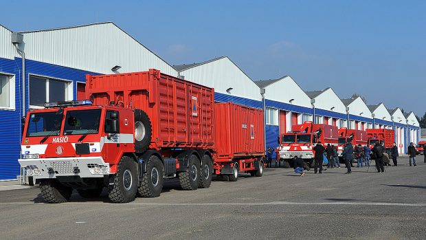 Z Národní humanitární základny ve Zbirohu odjel konvoj s humanitární pomocí pro Ukrajinu
