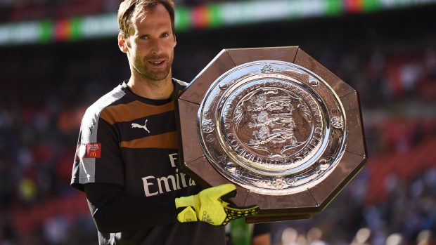 S Arsenalem vyhrál Čech dvakrát anglický superpohár a jednou FA Cup.