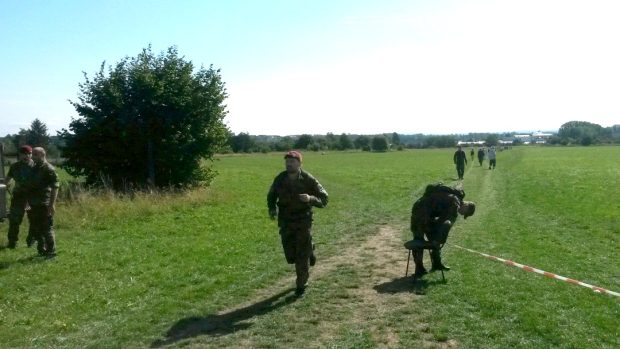Lidé v Chrudimi společně s tamními vysádkaři uspořádali charitativní běh městem