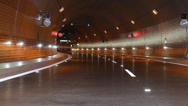 Tunel Blanka několik dní před otevřením