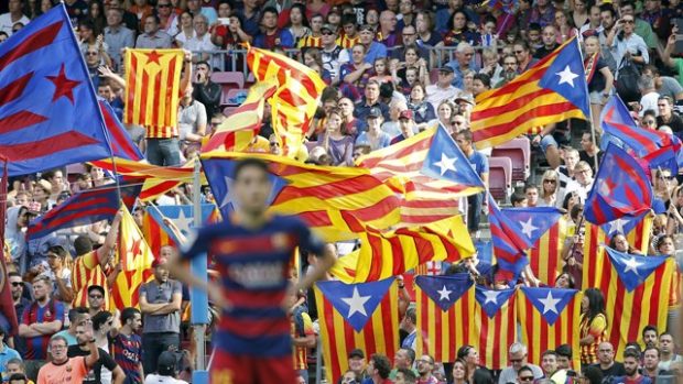 Může nezávislost Katalánska zastínit budoucnost Barcelony? Může dojít k rozštěpení soutěže