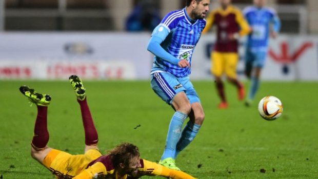 Boleslavský útočník Lukáš Magera v pátečním zápase s Duklou Praha
