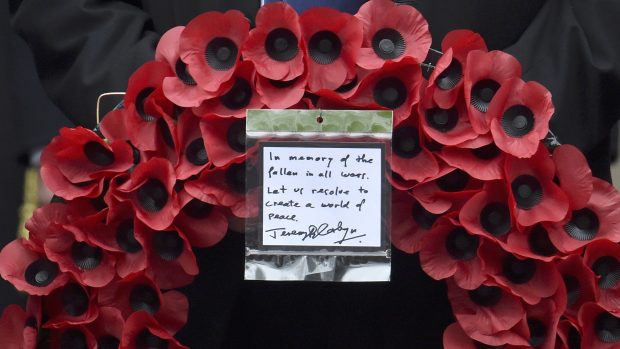 Británie si připomíná válečné veterány a padlé vojáky