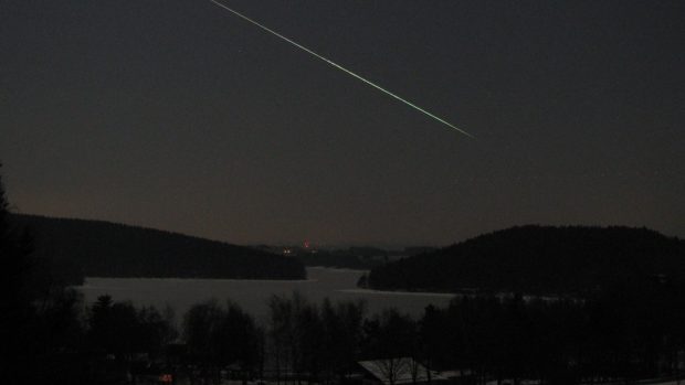 Zemskou atmosférou večer proletěl další velmi jasný meteor, takzvaný bolid
