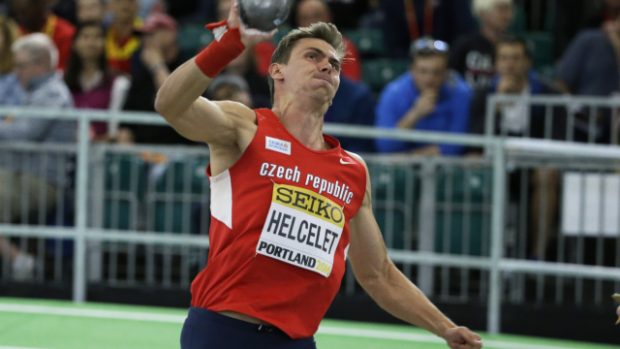Adam Sebastian Helcelet na HMS v Portlandu