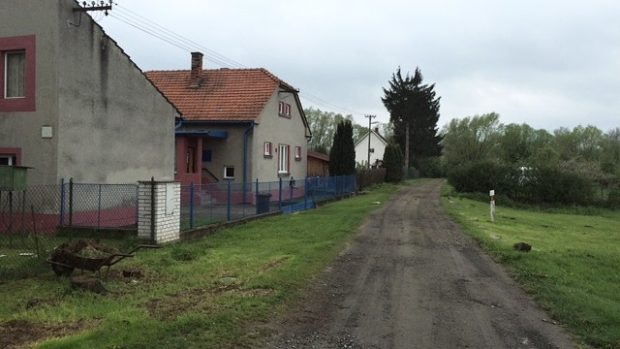 Domy v osadě Kamenec musí ustoupit plánované přehradě