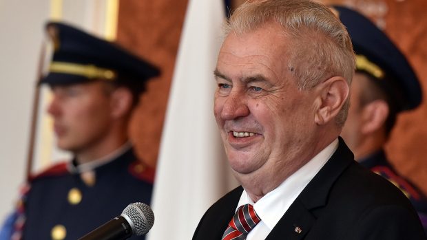 Prezident Zeman jmenoval Jiřího Rusnoka guvernérem ČNB