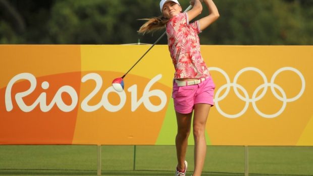 Klára Spilková ve druhém kole golfového turnaje