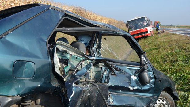 Námětem cvičení byla dopravní nehoda osobního auta s autobusem