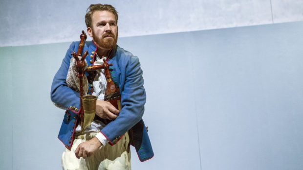 Stanislav Majer ve hře Herec a truhlář Majer mluví o stavu své domoviny