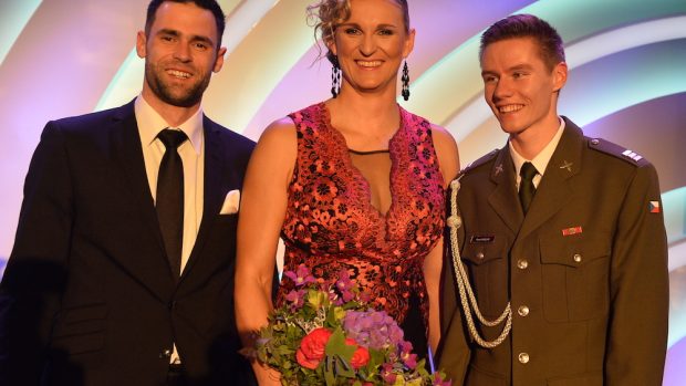 Barbora Špotáková vyhrála anketu před tyčkařem Janem Kudličkou a čtvrtkařem Pavlem Maslákem