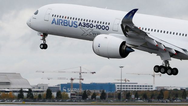 První let Airbusu A350-1000 v Colomiers u Toulouse