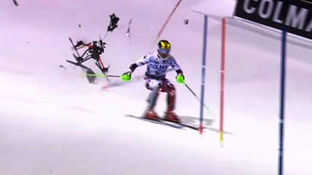 Marcel Hirscher nedávno jen těsně ujel padajícímu dronu