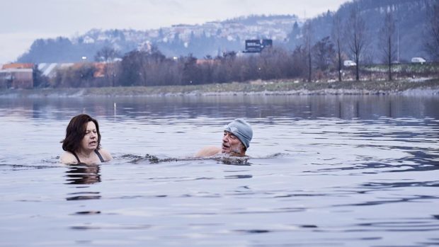 Zuzana Kronerová a Pavel Nový v hlavních rolích filmu Bába z ledu