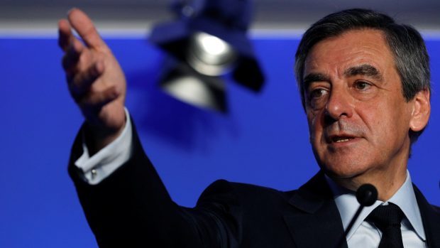 Pravicový prezidentský kandidát François Fillon.